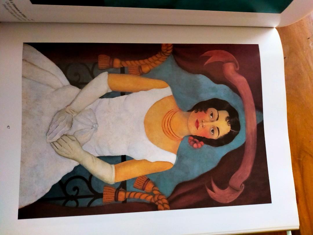 Frida Kahlo..... Coffee table book.... Hardbound... Artbook, Hobbies