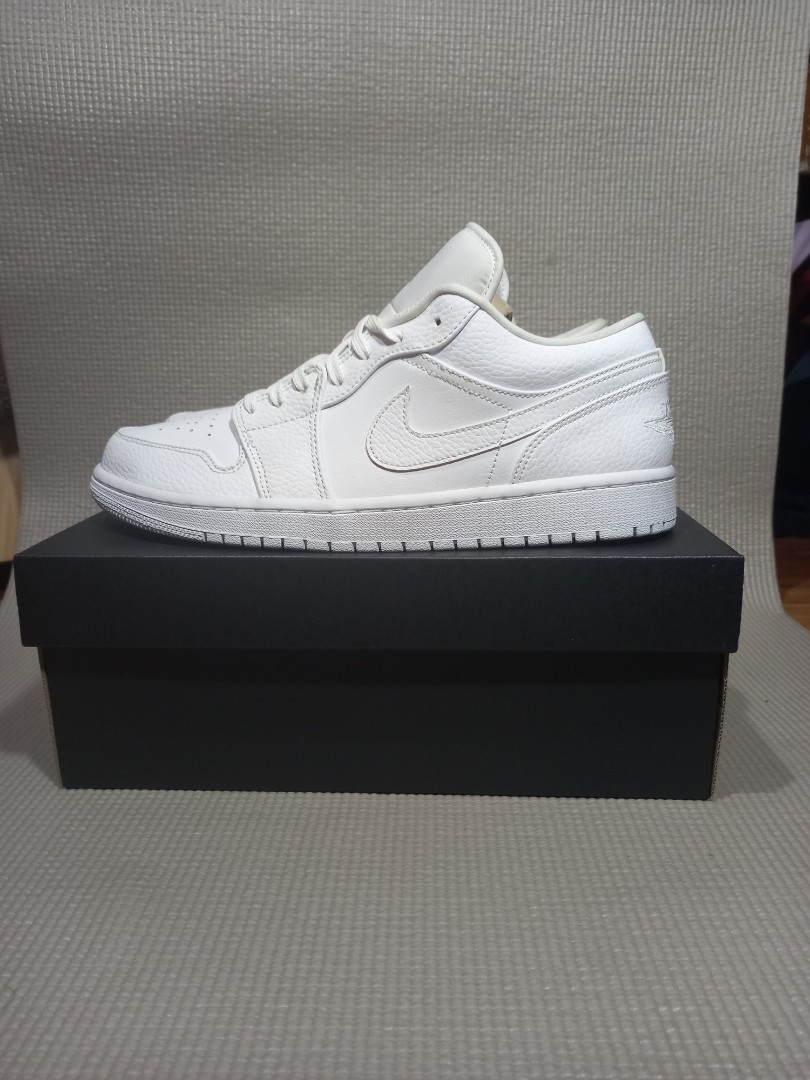 J1 Low triple white, Men's Fashion 