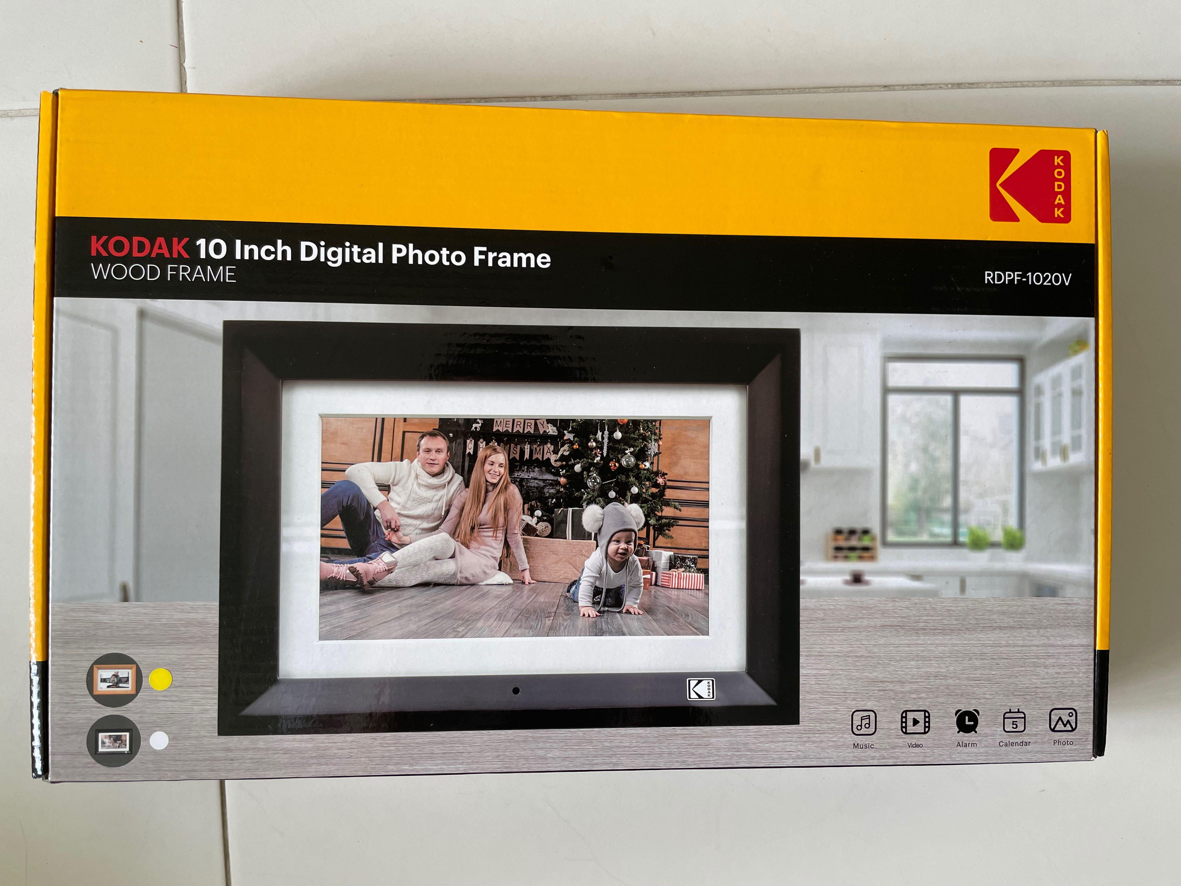 Kodak 10 inch digital photo frame (wooden frame), Photography