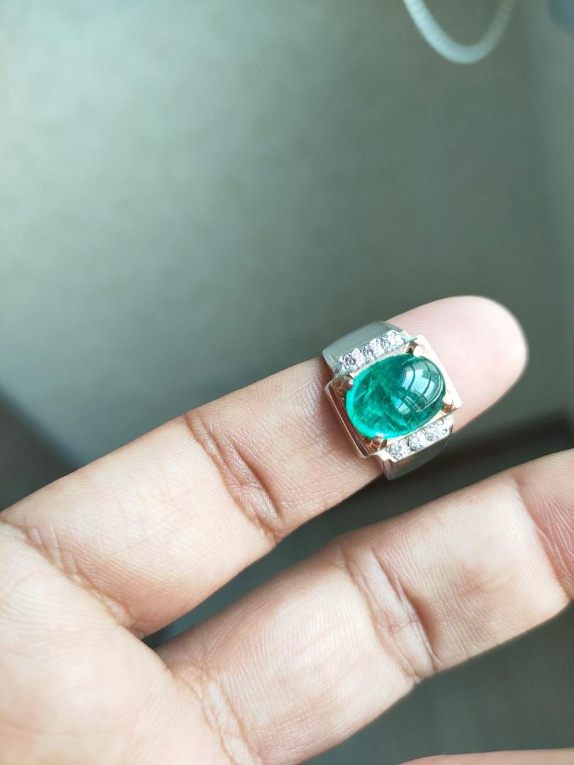 Men Ring (Category: Precious Stones) located in Singapore. Submitted by apis262109 (Listing ID 1103205111, Image 2). Description: -Near to 5ct Zambia Emerald(Zamrud) -Silver 960 -Gold mood claw(kuku suasa) -Ring size 16.