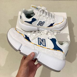 (Category: ) located in . Submitted by declutter.manilaph (Listing ID 1103282557, Image 1). Description: .