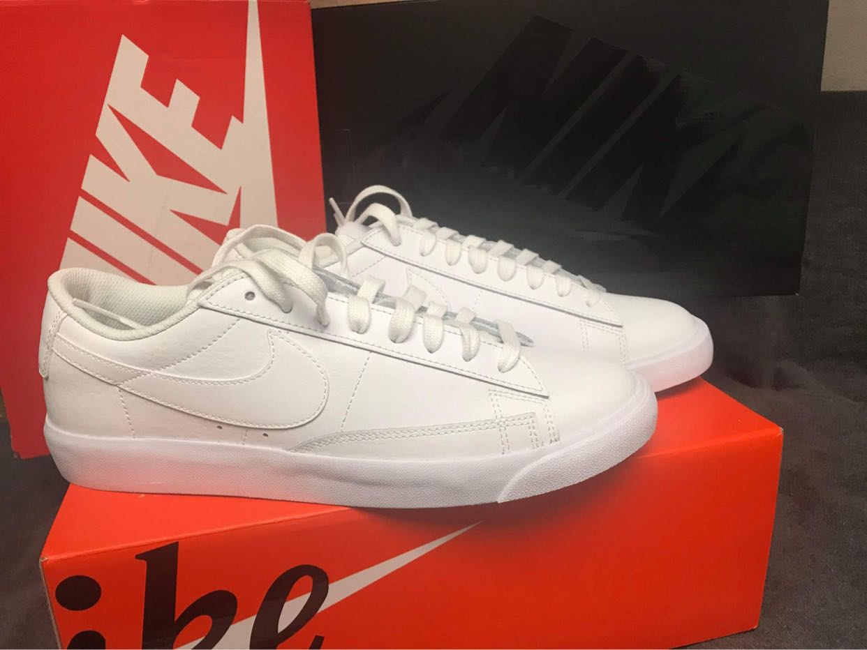 nike blazer low le sneaker