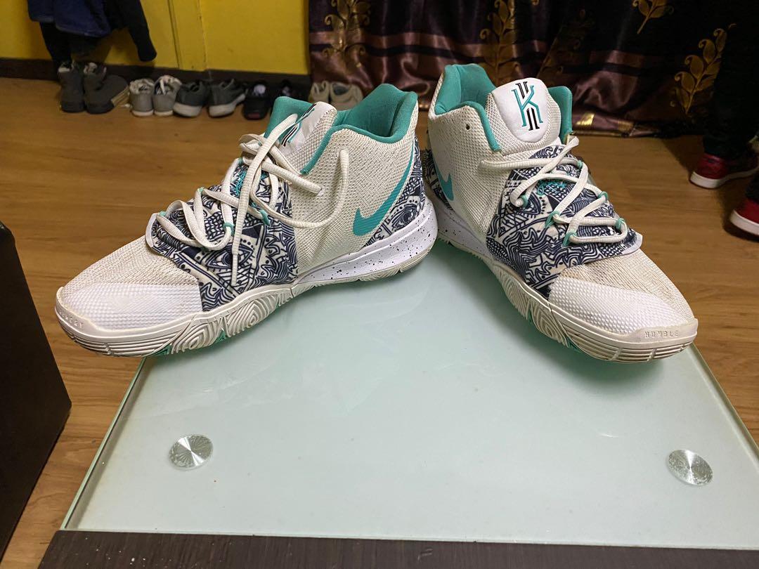 Kyrie 5 size 7.5 on sale