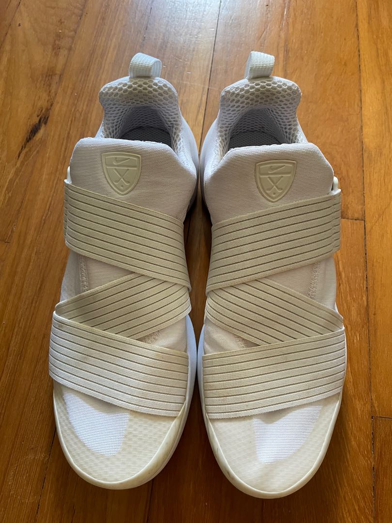Nike air zoom gimme sales