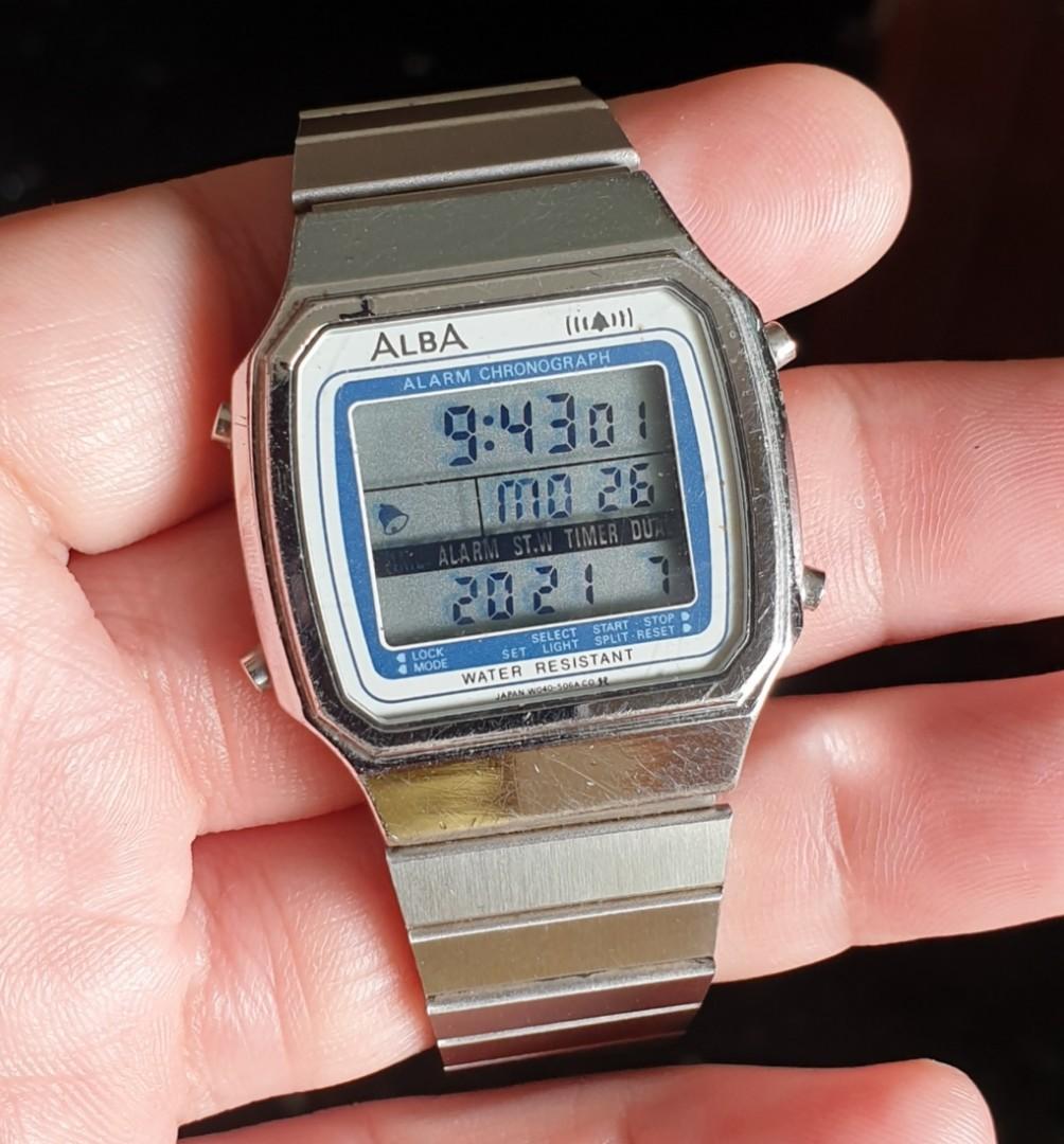 Old vintage rare Alba seiko digital watch. 34mm, Men's Fashion, Watches &  Accessories, Watches on Carousell