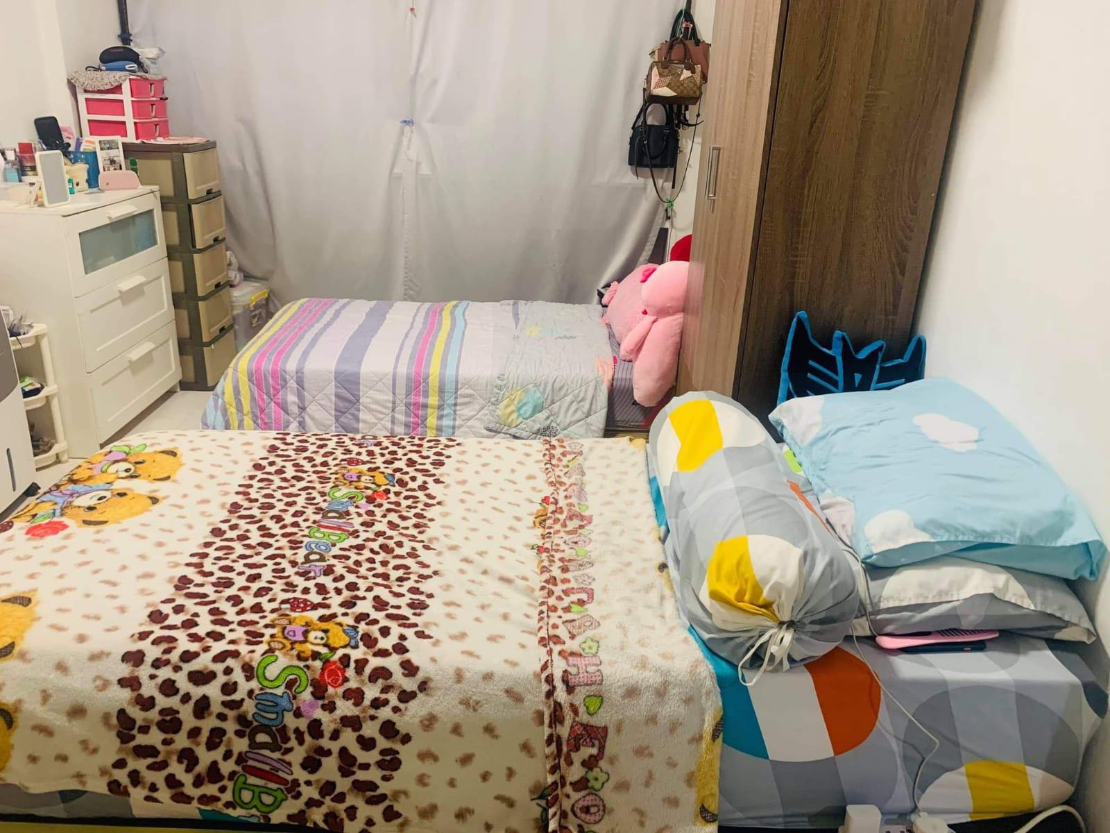 (Category: ) located in . Submitted by ellenajm (Listing ID 1103222147, Image 1). Description: .