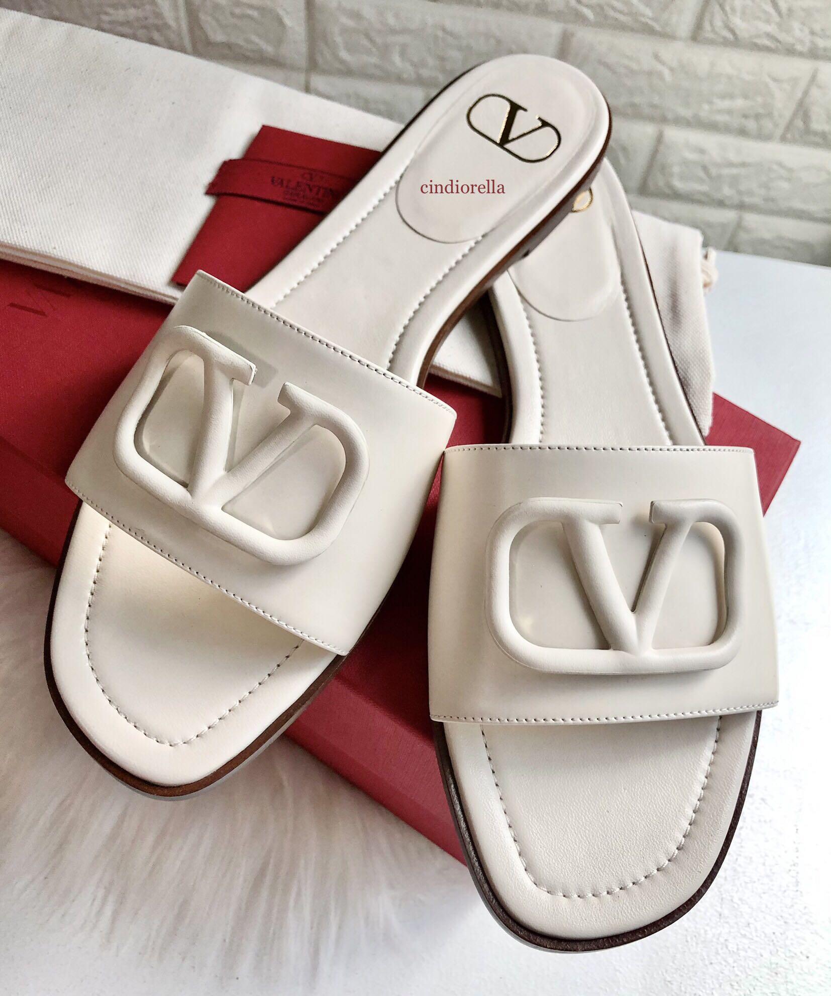 Valentino clearance slippers sale