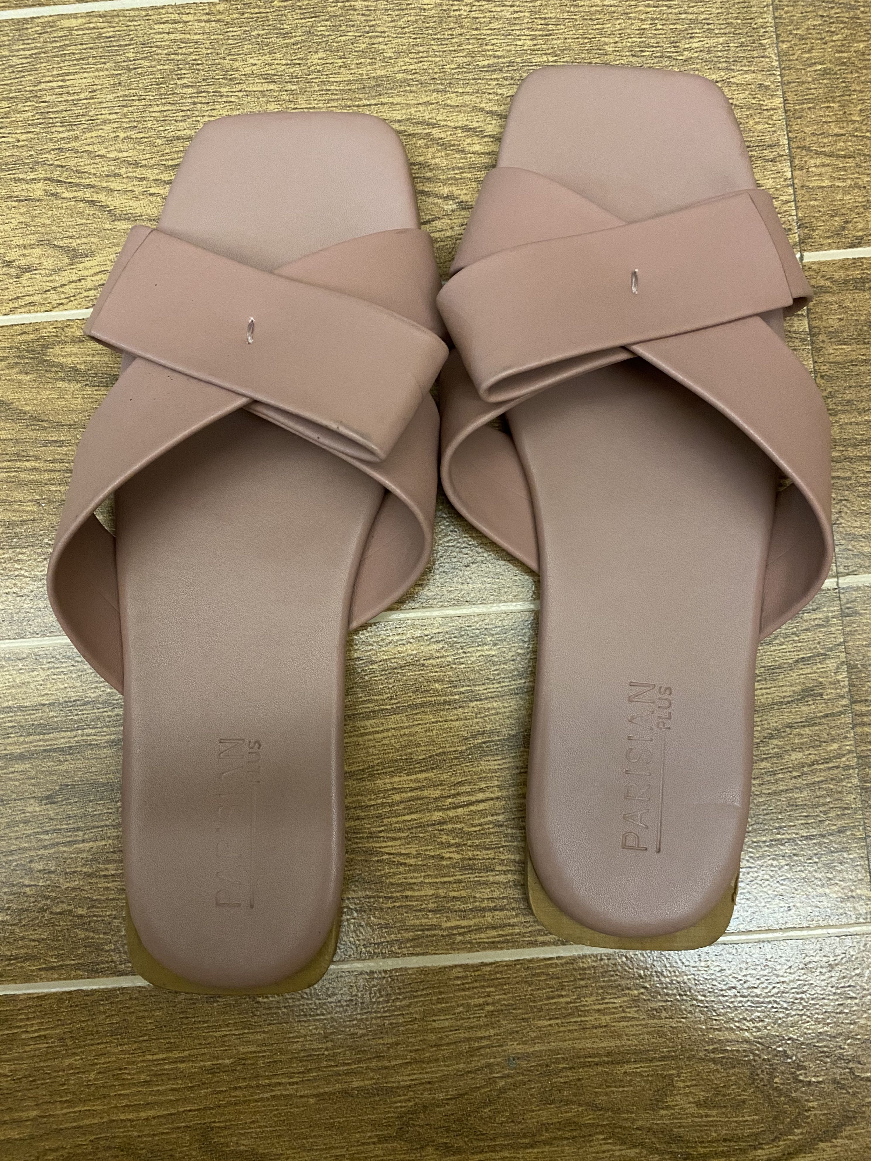 SM Parisian Sandals Size 9.5 Women s Fashion Footwear Flats