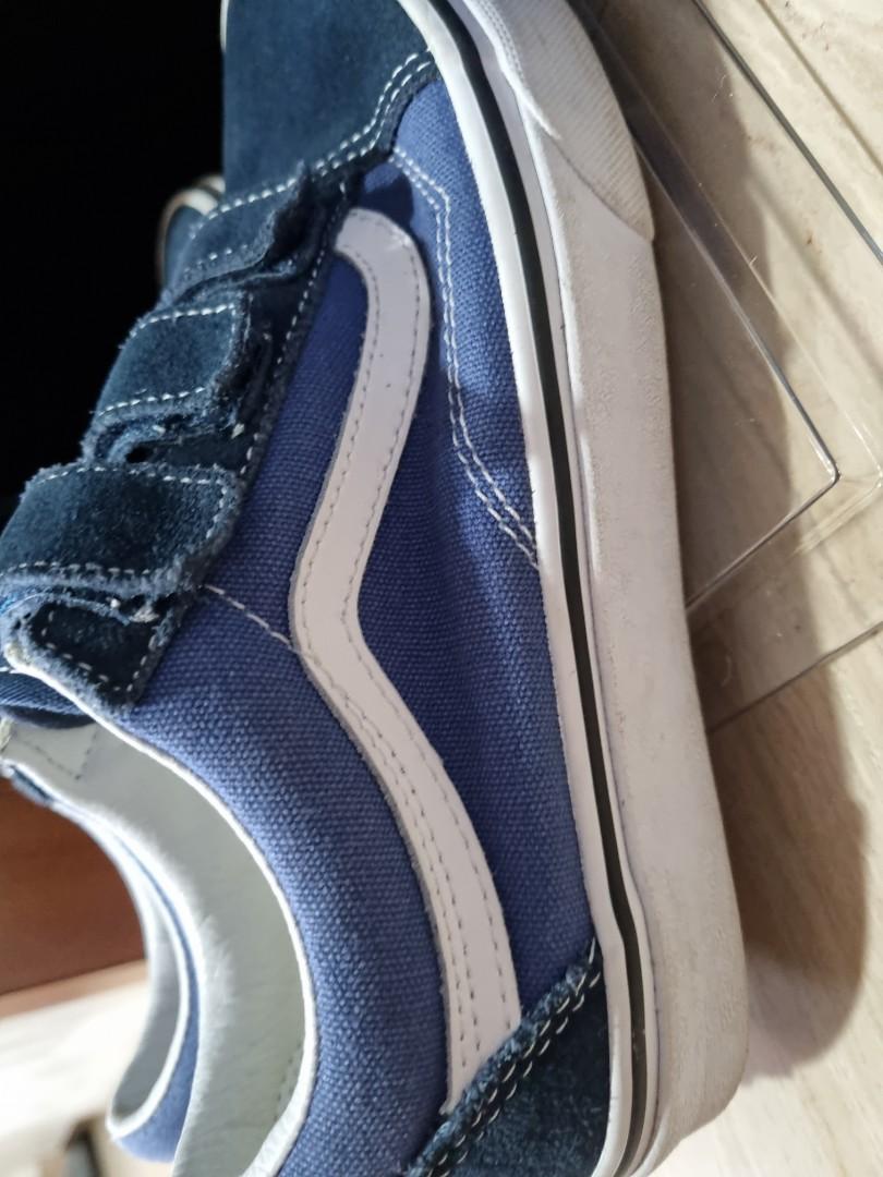 Vans Old Skool Velcro, Women's Fashion, Footwear, Sneakers on Carousell