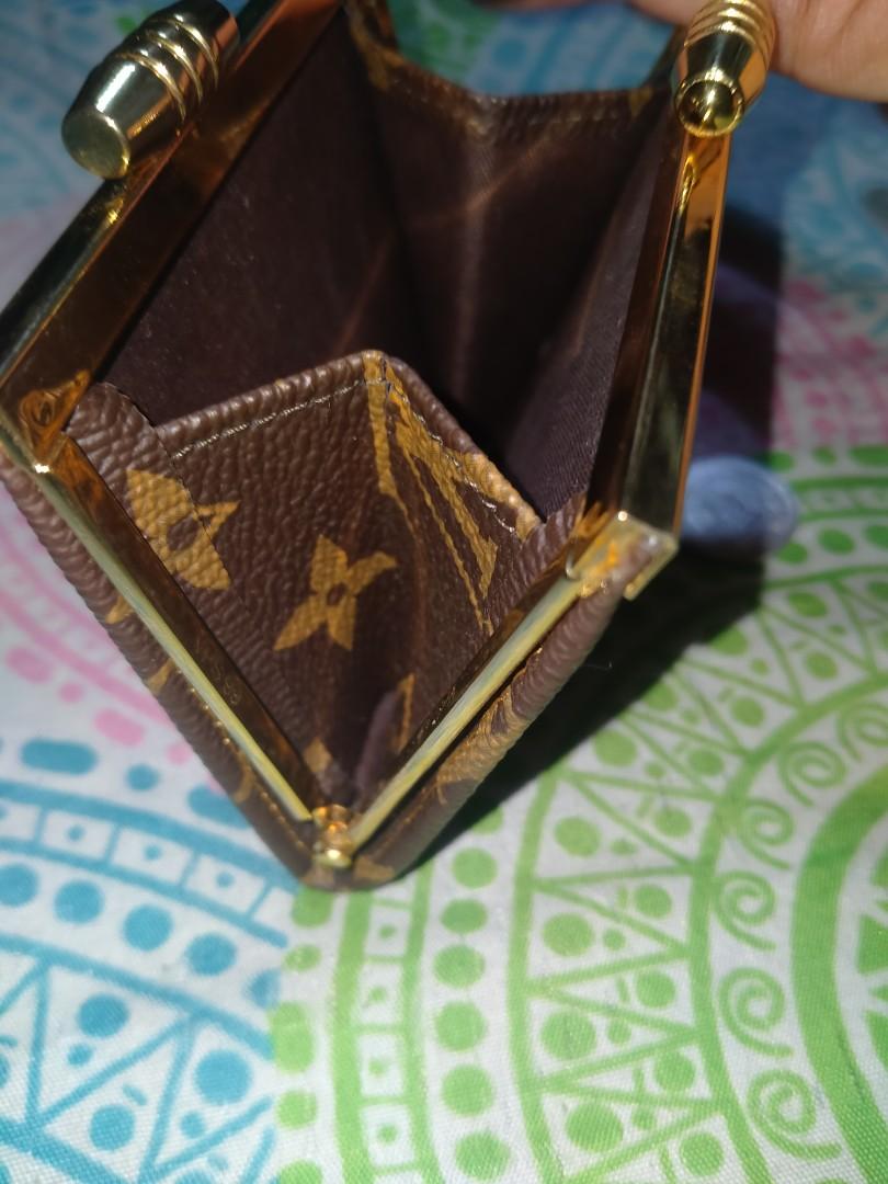 Louis vuitton vintage sales kiss lock coin purse