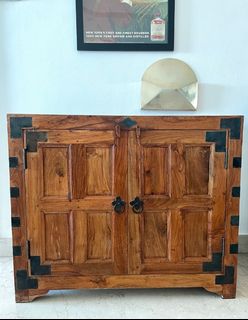 (Category: ) located in . Submitted by adevillepin (Listing ID 1103152207, Image 1). Description: .