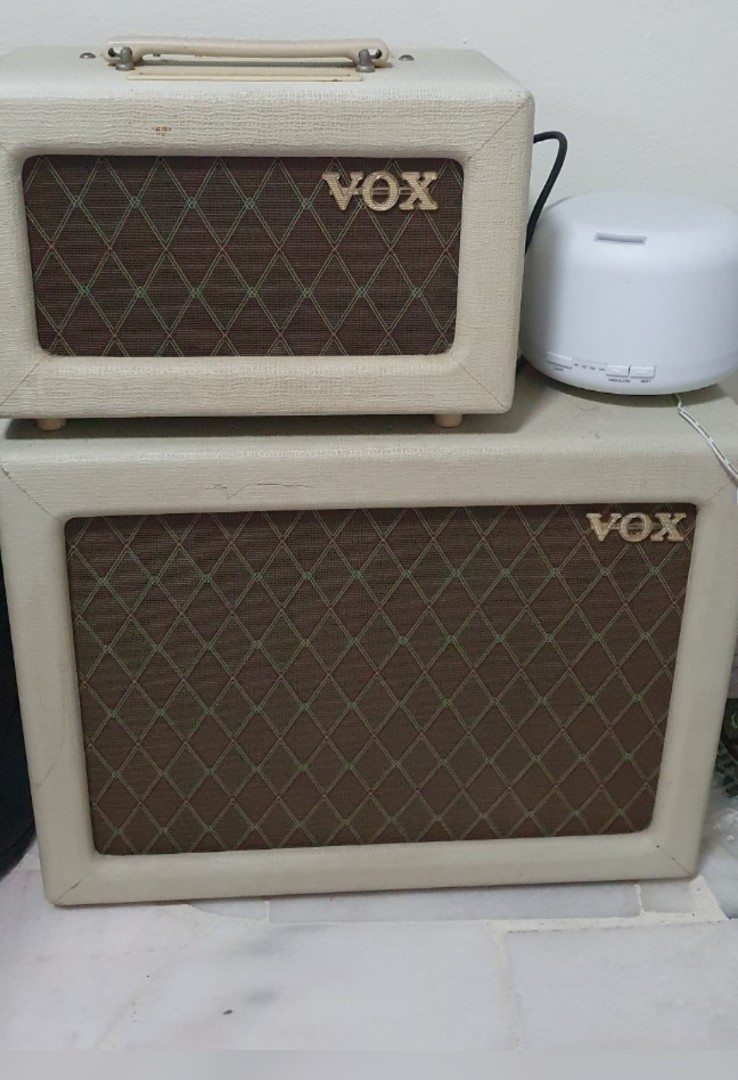 Doktor i filosofi kedel gøre det muligt for Vox AC4 tube amp and cab for guitar, Hobbies & Toys, Music & Media, Music  Accessories on Carousell