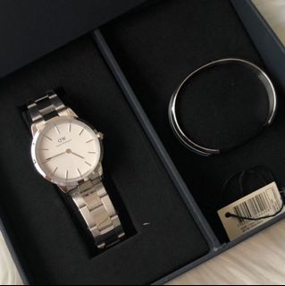 (Category: ) located in . Submitted by rnjwatch (Listing ID 1103513166, Image 1). Description: .