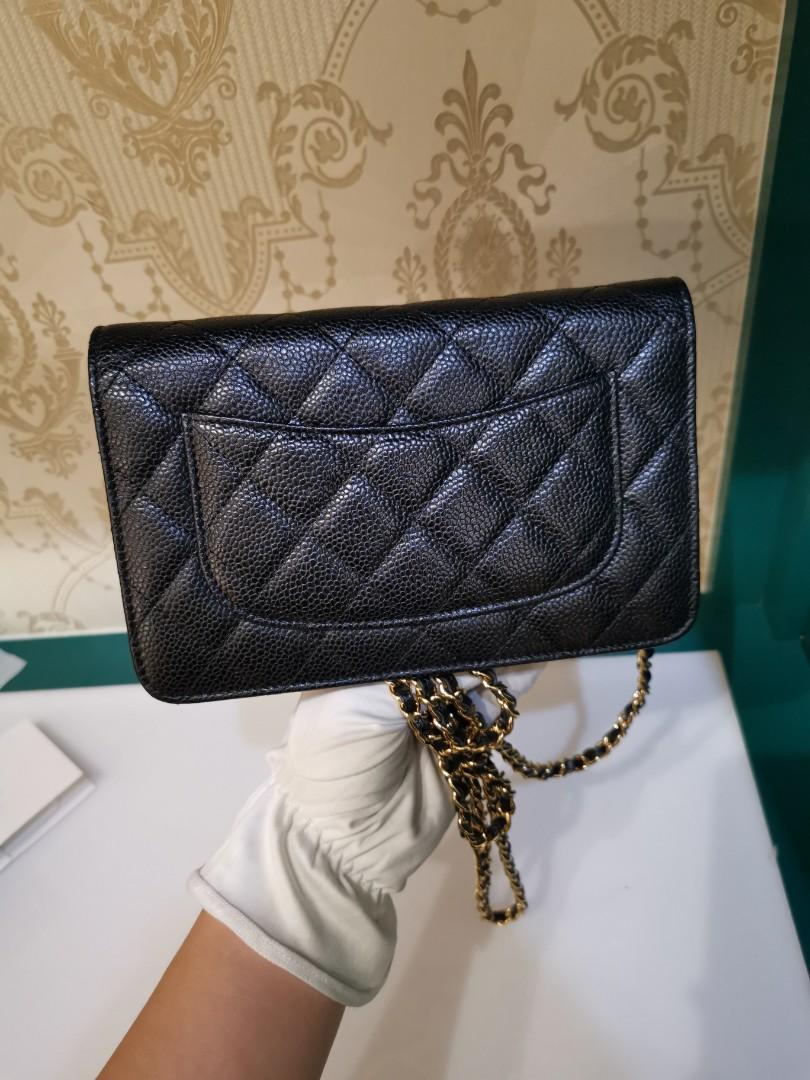 ❌SOLD❌#27 LNIB Chanel Vanity Case Medium Beige/Black Caviar with GHW,  Luxury, Bags & Wallets on Carousell