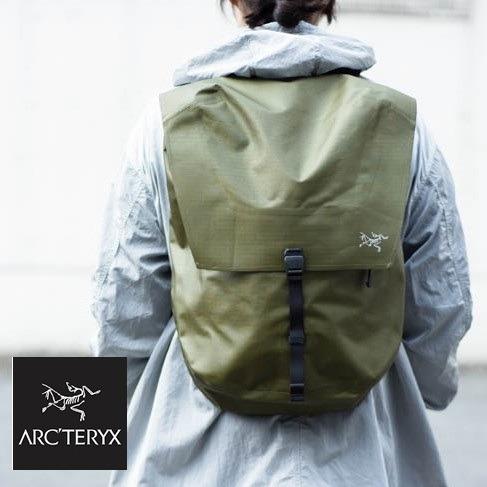 日本Arc'teryx 不死鳥Granville 20L 軍綠色尼龍布單扣型背囊, 男裝, 袋