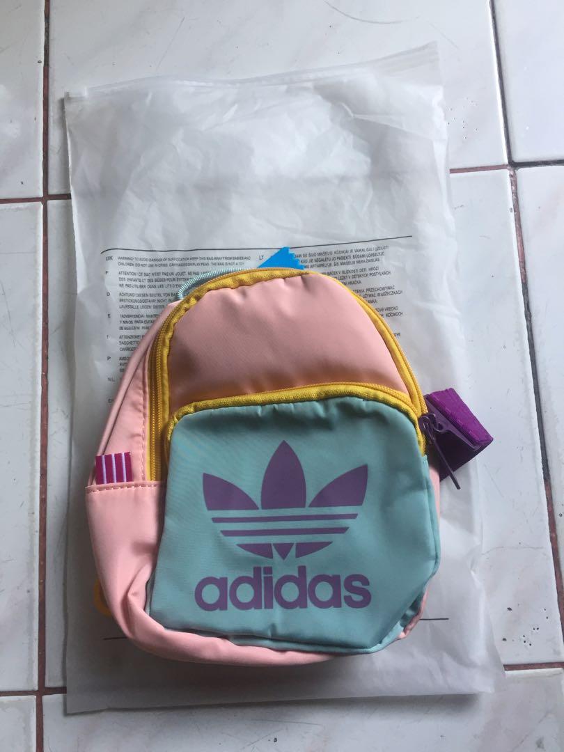 Harga adidas mini backpack discount multicolor