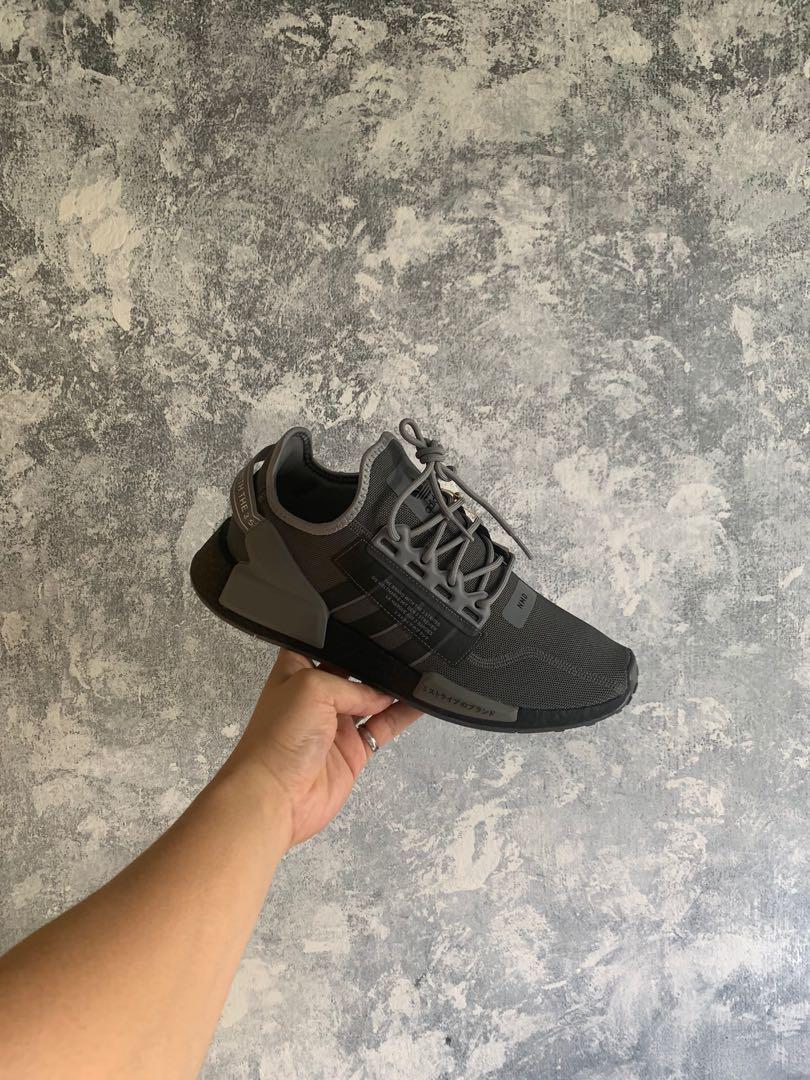 Nmd r1 men's clearance grey and black