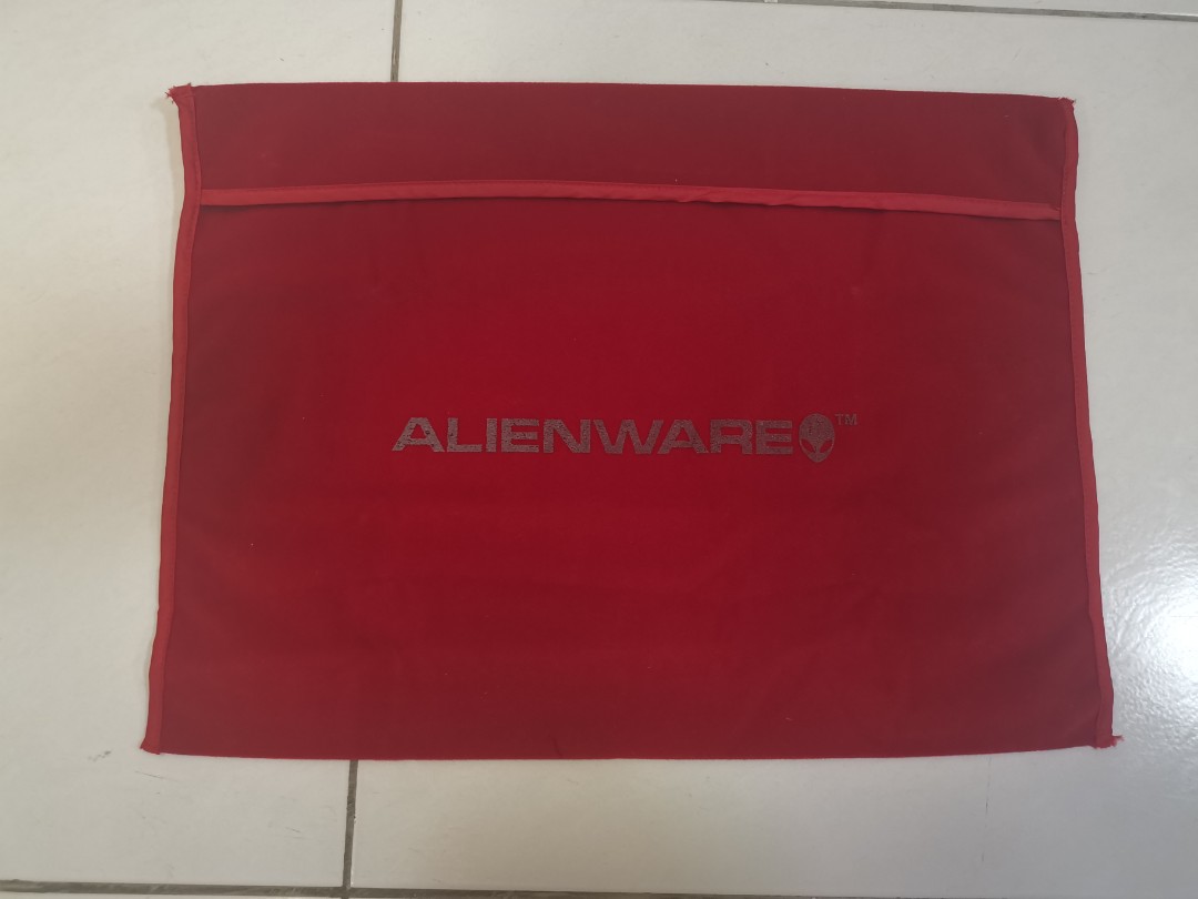 alienware laptop sleeve