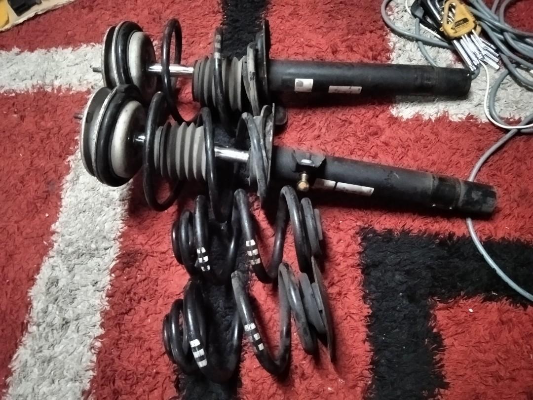 Bmw E46 Msport 3 0 Absorber Spring Original Auto Accessories On Carousell