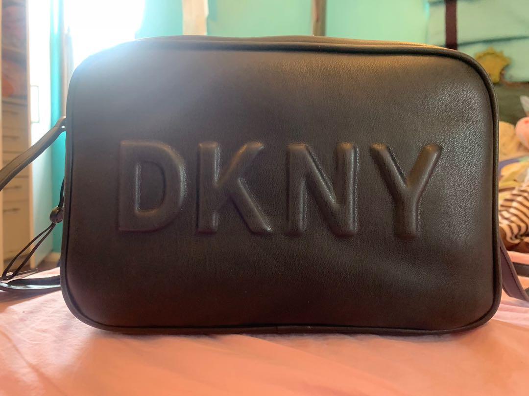 DKNY Tilly Camera Bag - Clutchya