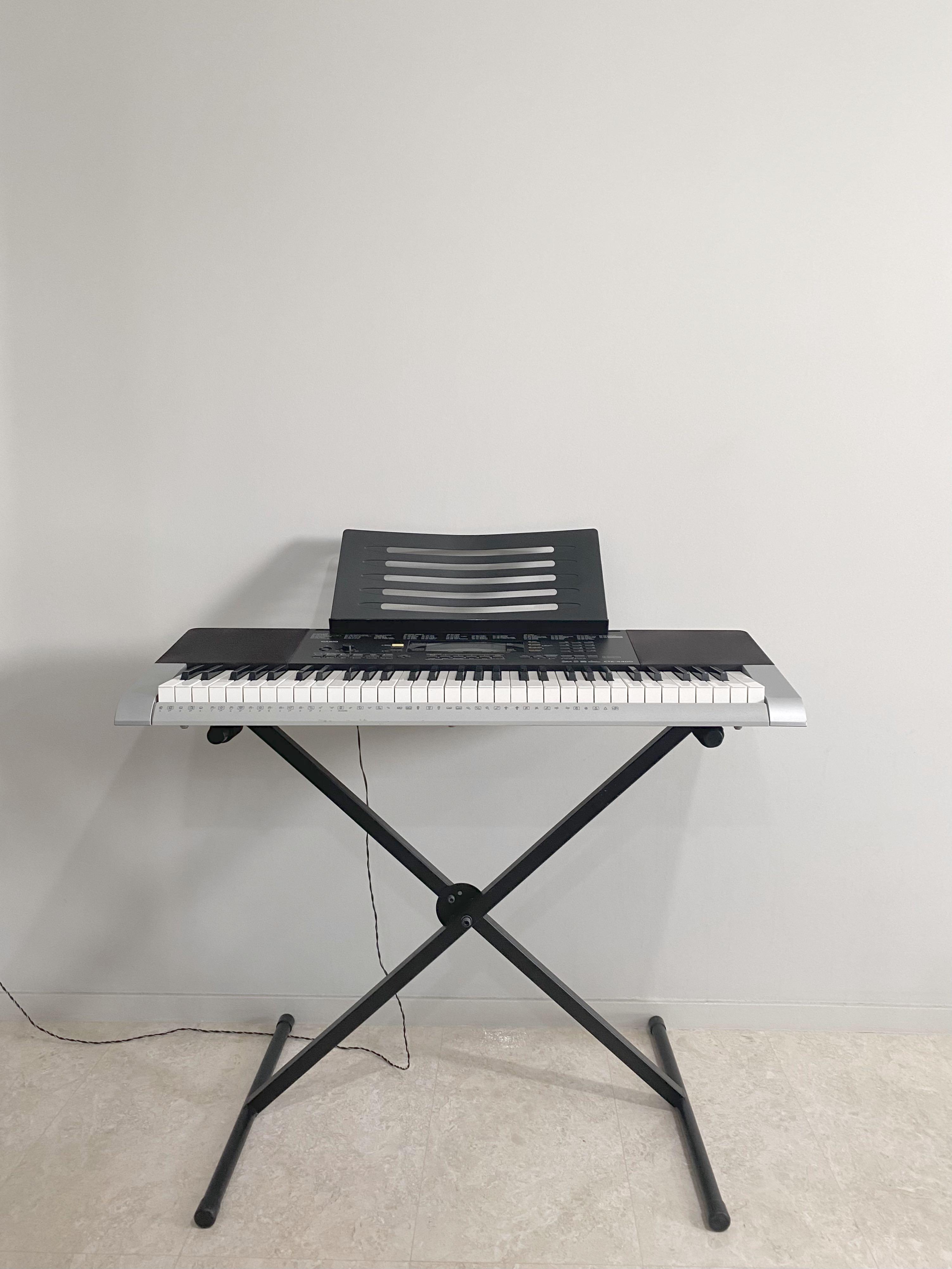 CASIO CTK4400 Keyboard (Touch Response, 61 Piano Keys, Beginner