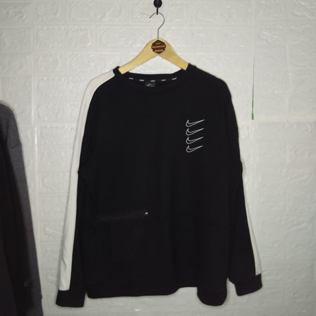 Nike four 2025 logo sweatshirt