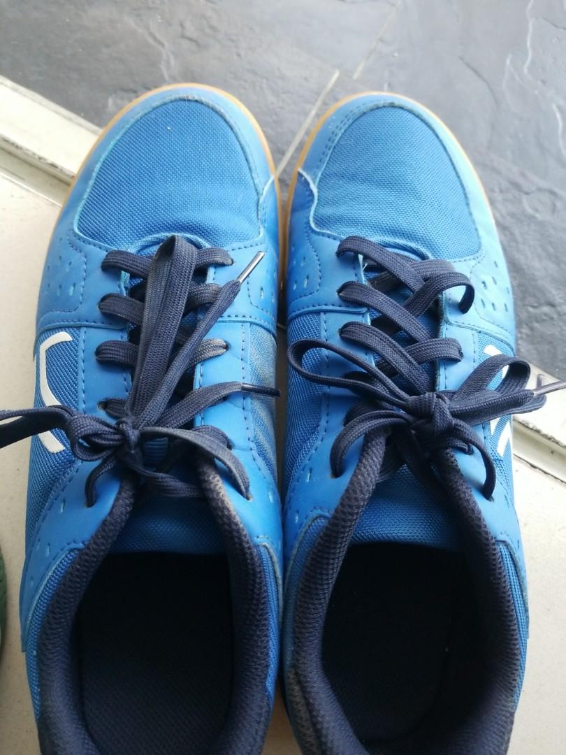 Badminton non marking shoes decathlon hotsell