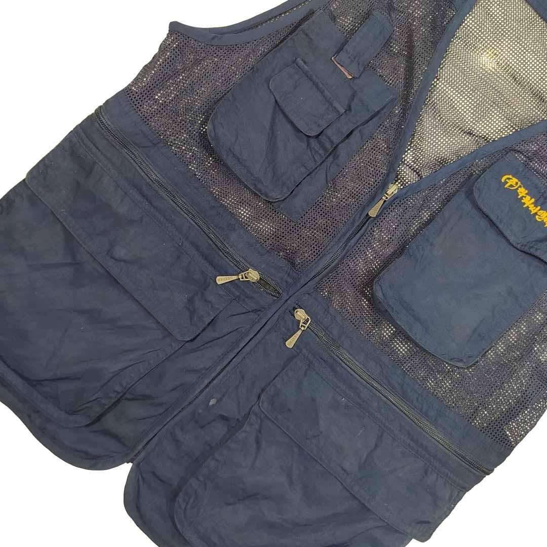 DEEPER CLUB VEST UTILITY // VEST MANCING // VEST SECOND, Fesyen Pria,  Pakaian , Atasan di Carousell