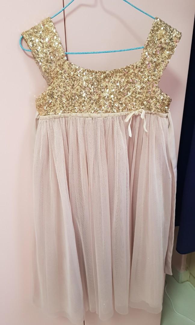 Elegant girl shop dress