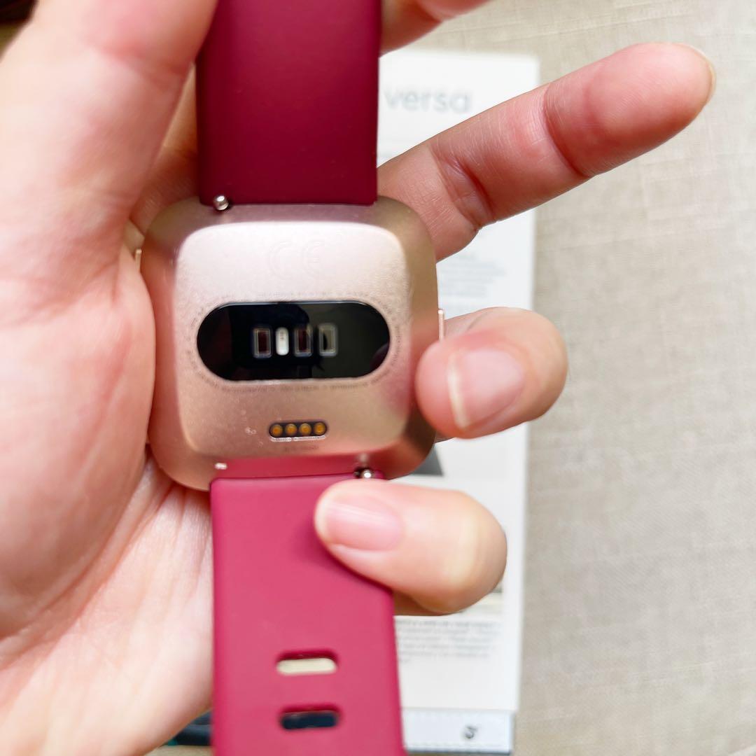 FITBIT VERSA Ruby Rose Gold Smart Watch Mobile Phones Gadgets Wearables Smart Watches on Carousell