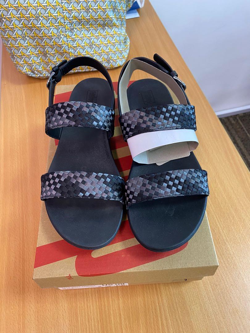 Fitflop size 8 39 Barra silky weave Women s Fashion Footwear