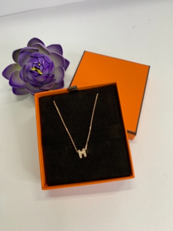 Pop h necklace clearance