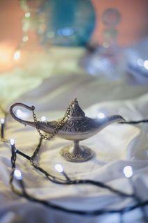 Magic Aladdin Vintage Lamp