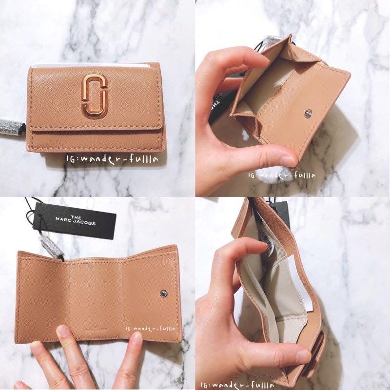 The snapshot shop mini trifold