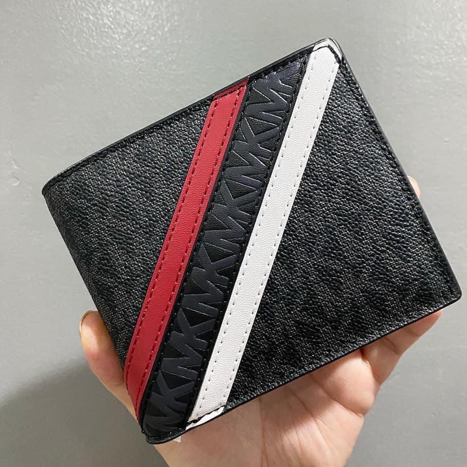 Michael Kors Men's Wallet, Men's Fashion, Watches & Accessories, Wallets &  Card Holders on Carousell