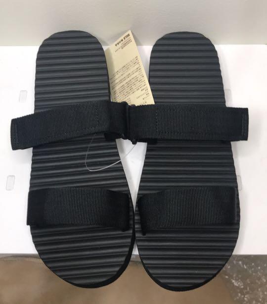 MUJI Rubber Sponge Sandals