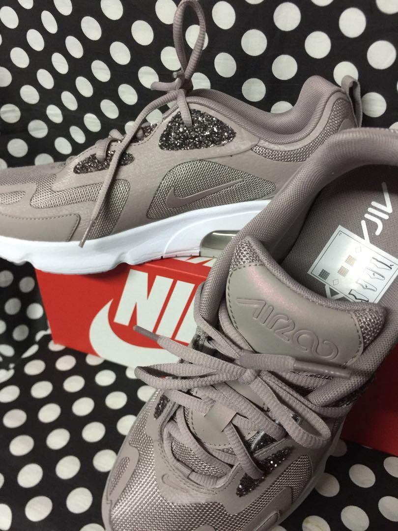 Nike air max clearance 200 trainers in grey