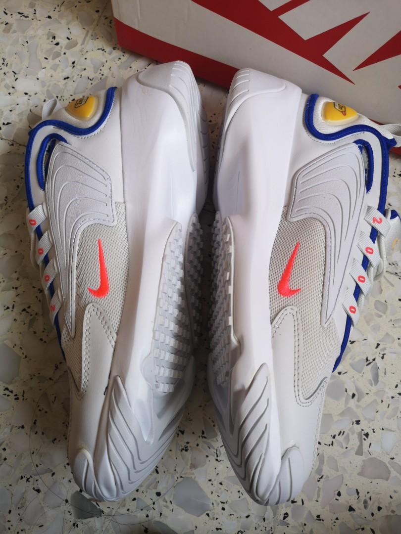 All white zoom 2k store