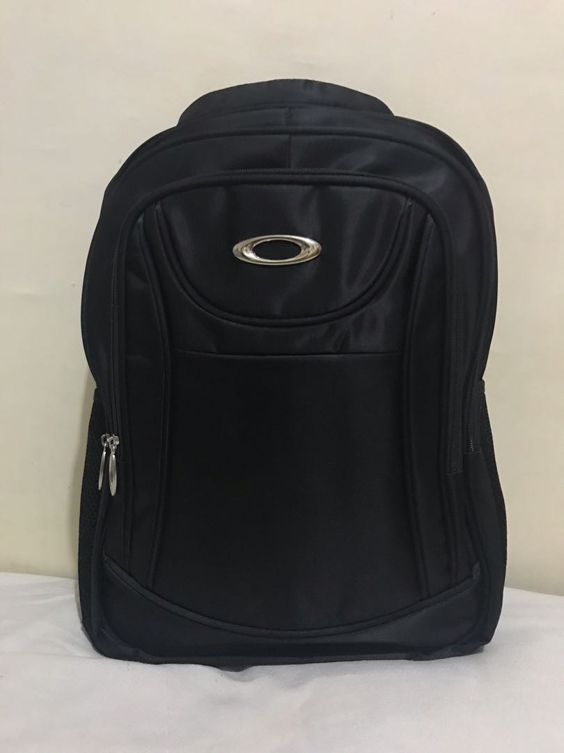 Oakley Backpack, Men's Fashion, Bags, Backpacks on Carousell