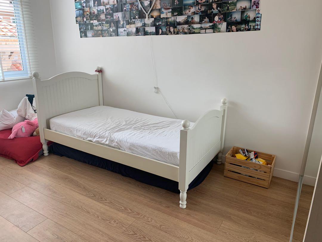 Pottery barn discount twin mattress