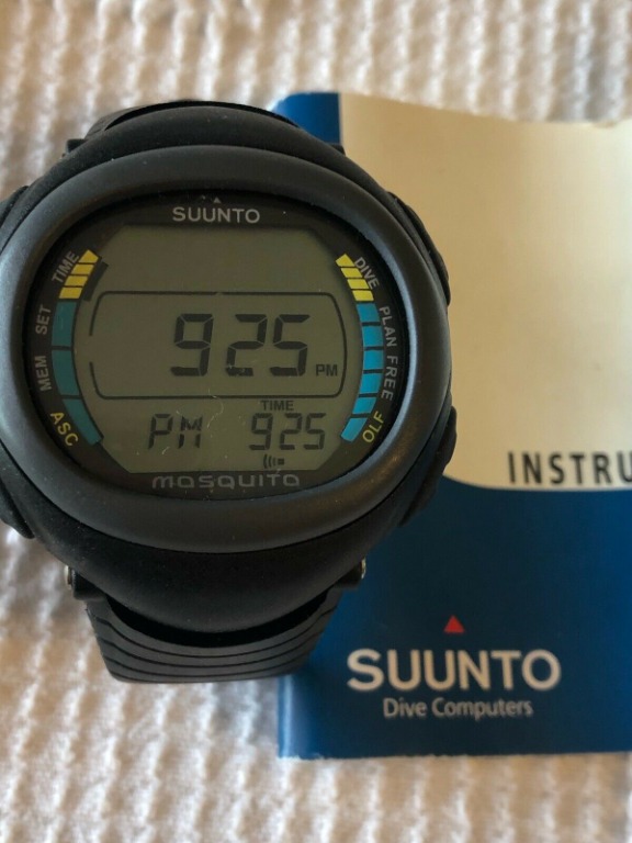 SUUNTO Mosquito DIVE COMPUTER Excellent Condition with Manual