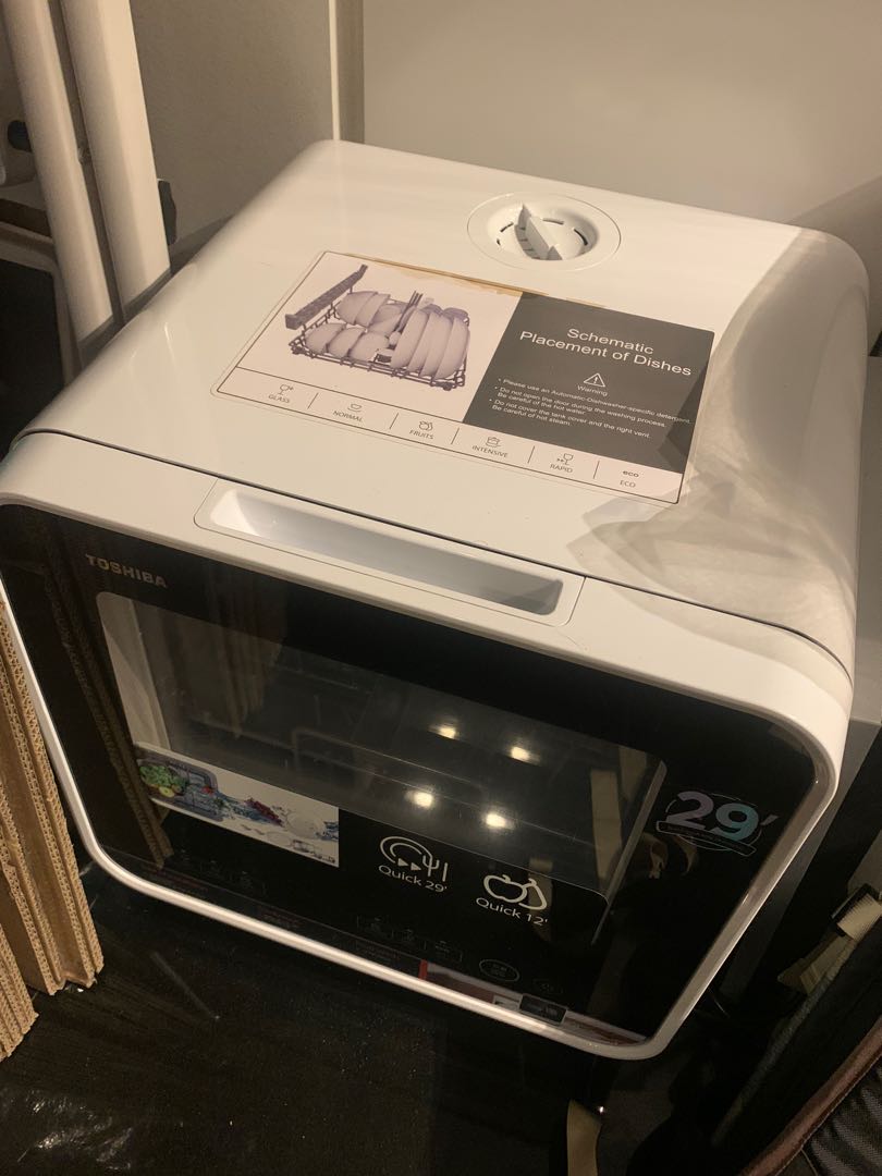Toshiba mini dishwasher 5L, TV & Home Appliances, Kitchen Appliances