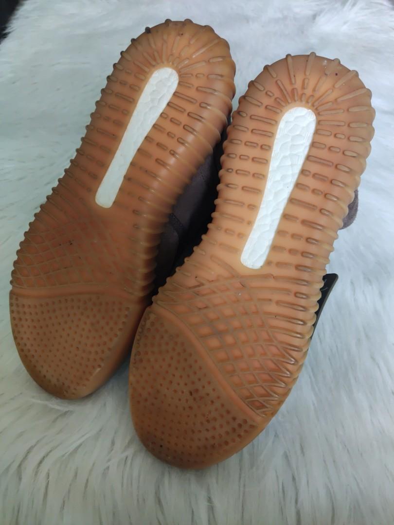 Yeezy 750 Light Brown Gum