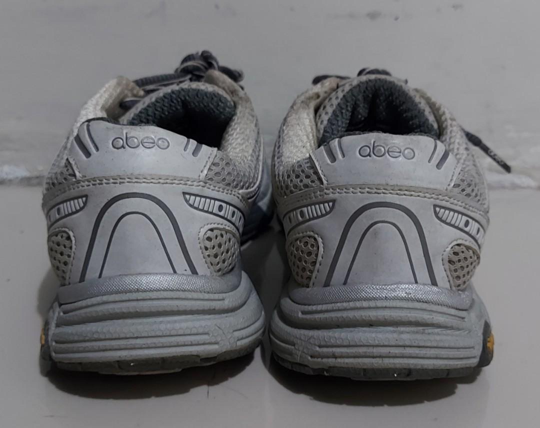 Abeo Vibram Rubber Shoes Women's Size 7, Women's Fashion, Footwear,  Sneakers on Carousell