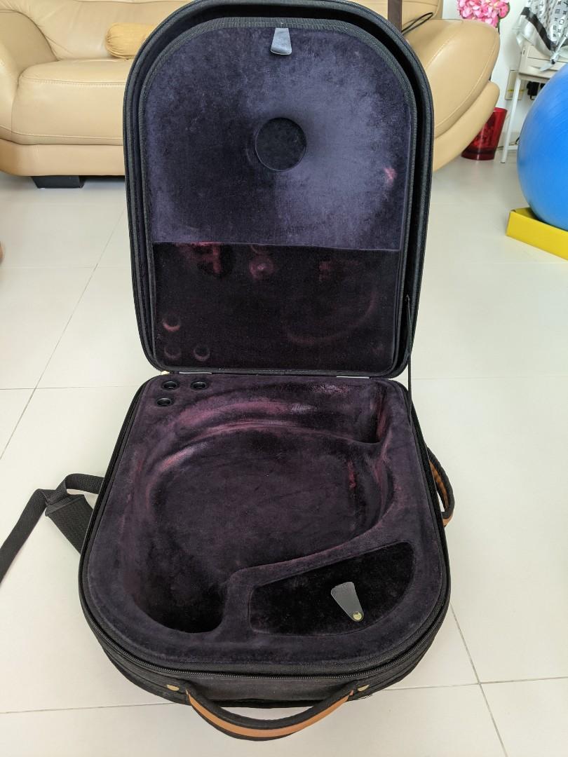 Alexander french horn case, Hobbies & Toys, Music & Media, Musical