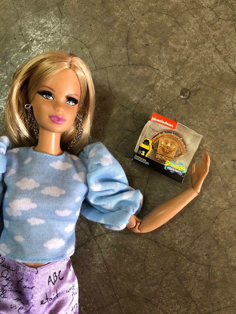 Barbie 5 on sale surprise