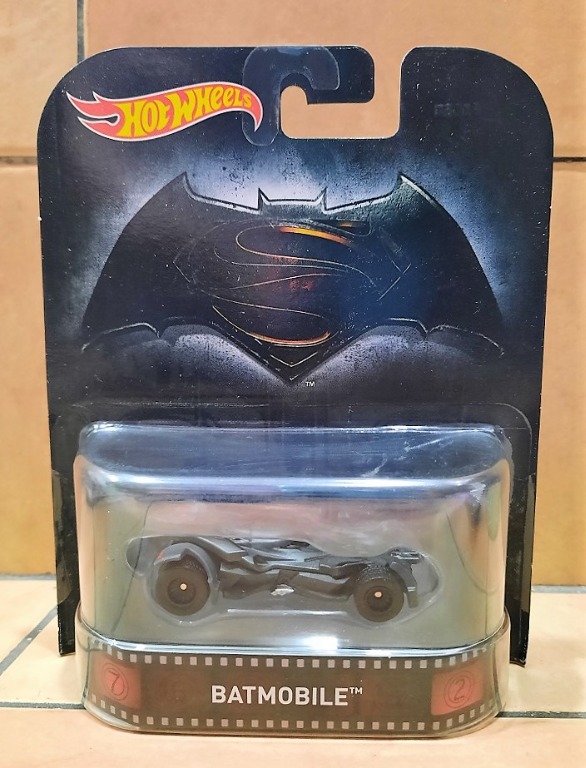 BVS BATMOBILE Hot Wheels 2015 Retro Entertainment Series, Hobbies & Toys, Toys & Games on