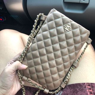 (Category: ) located in . Submitted by phinksummercollection (Listing ID 1103622332, Image 1). Description: .