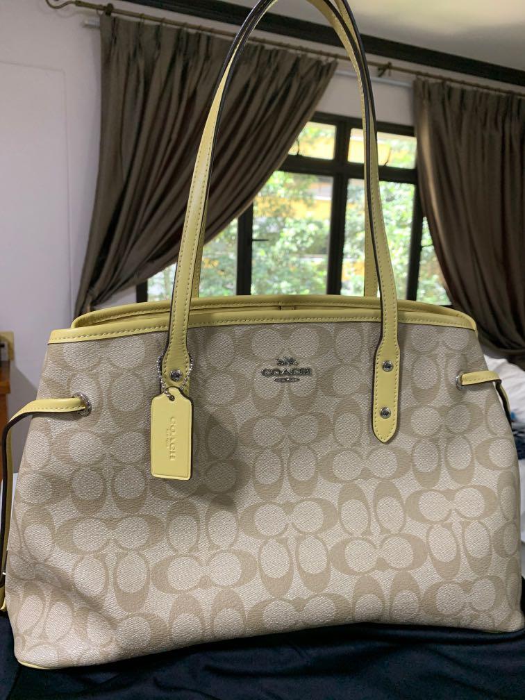 Coach drawstring tote deals