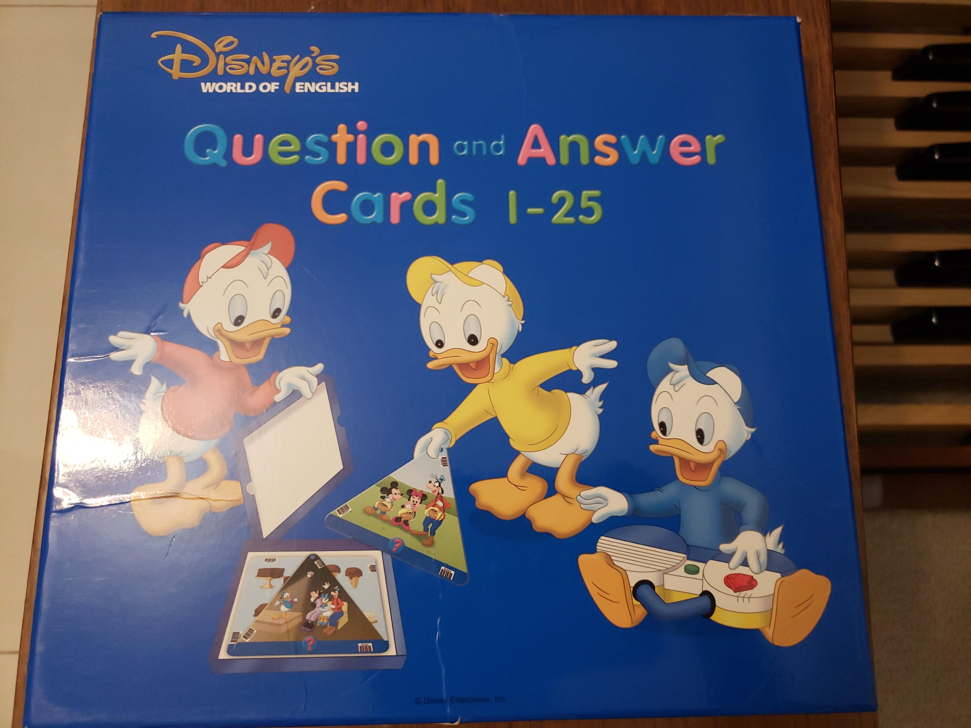 Disney World Of English Question and answer cards, 興趣及遊戲, 書 